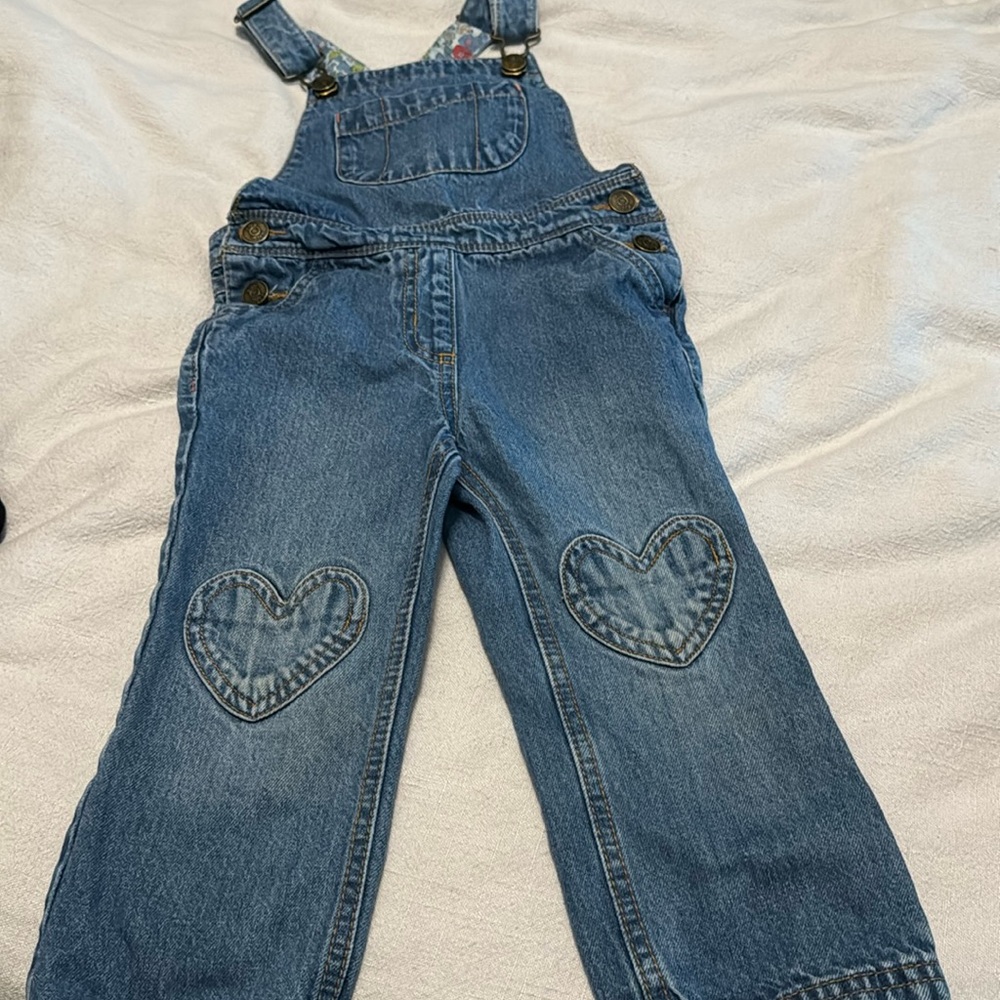 Mini Boden Heart overalls